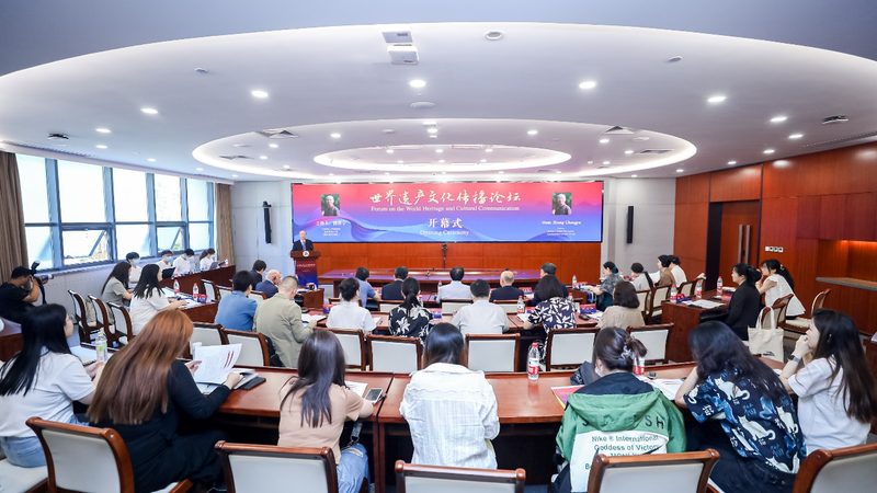 服装品牌VI设计收费标准揭秘：如何合理评估与选择